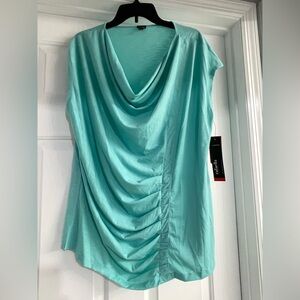 NWT size 2x Rafaella women’s short sleeve top
